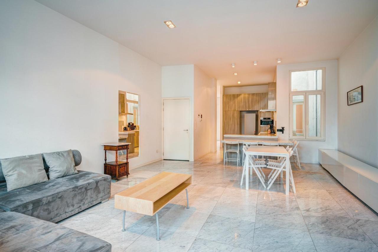 Three Bedroom Marble Apartment In The Heart Of أنتويرب المظهر الخارجي الصورة